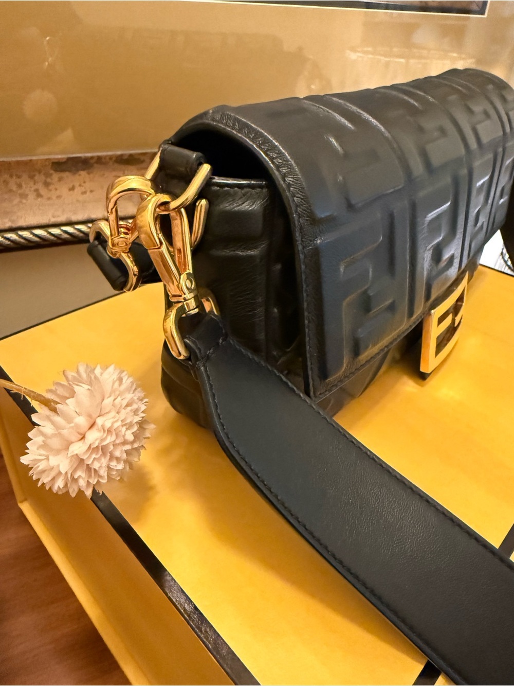 Fendi Black Embossed Leather Baguette Shoulder Bag medium size - Picture 4 of 16